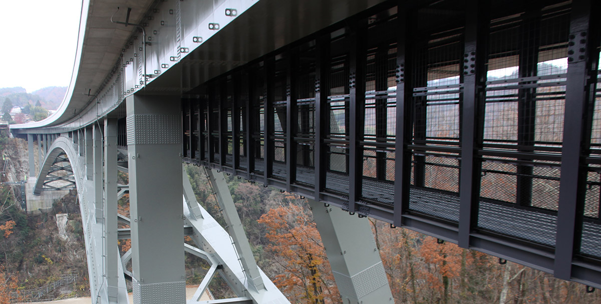 天龍峡大橋 仮称 の現場を歩く 景観阻害を避けた扁平な鋼アーチ橋 道路構造物ジャーナルnet